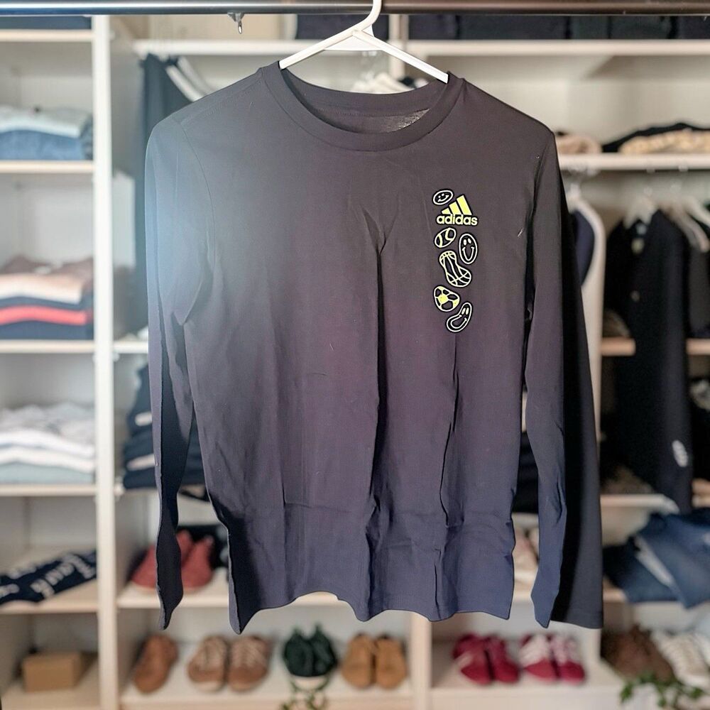 adidas Long Sleeve Graphic Cotton Tee Boys Size M NWT